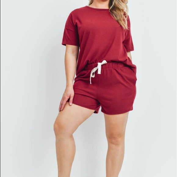 Burgundy Shorts Set - Picture 1 of 5
